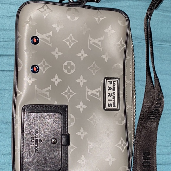 Louis Vuitton Mens Duffle Bag 